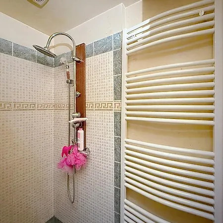 Souplex - Proche & Centre-ville Апартаменты *